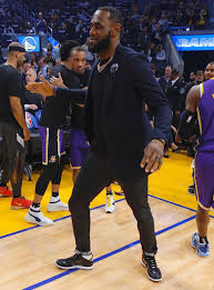 ナイキ(nike)、レブロン ジェームズ(lebron james)シリーズのファーストモデルは、彼がルーキー時代2003年に誕生したエア ズーム ジェネレーション(air zoom generation)だ。 ã¬ãã­ã³ ã¸ã§ã¼ã ãºã®ãã¡ãã·ã§ã³ ã³ã¬ã¯ã·ã§ã³ 2020å¹´2æ 8469ã¹ãã¼ã«ã¼ãº