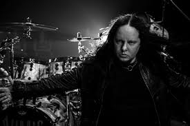 Drummer jordison established slipknot with percussionist shawn crahan and bassist paul gray in 1995. Former Slipknot Drummer Joey Jordison Dies Age 46 Distorted Sound Magazine