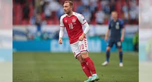 He nearly died during the game and his heart was restarted on the pitch. Lptwe0o Ts5qnm