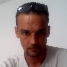 Bonjour à tous et toutes, relativement présent ici , j'ai malheureusement  UN COUP DE GUEULE à passer: Les codes techniciens n'ont rien à faire ici,  une mauvaise utilisation de ces codes peut