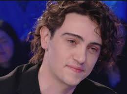 Muore una donna, annullati i concerti. Michele Bravi Dopo L Incidente Vuole Patteggiare Per Omicidio Stradale Corriere It