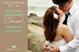 Многие знаменитости — такие как дженнифер лопес, брендон фрэйзер, келси грэммер, кристина агилера, кристина эпплгейт, джессика симпсон и ник лэчи, хилари суонк и чад лоу. Secrets Of A Story Teller How Does Joe Buissink Compel Couples To Book Him Photomint Photomint