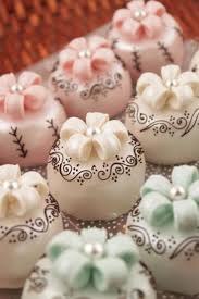 Pin By Claire Chaumont On Crochet Mini Cakes Cake Pops Beautiful Cake Pictures