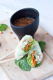 Rouleaux De Printemps Poulet Puree D Avocat A La Coriandre Cacahuetes Rouleau De Printemps Poulet Rouleau De Printemps Poulet Avocat Recette Asiatique