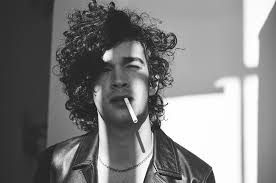 Here's a shot of matt from around the same time, with what appears to be considerably denser hair. The 1975 Offers Artistic Triumph In Their Newest Album A Brief Inquiry Into Online Relationships By Simone Torn Medium