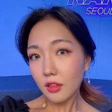 Anna Lee (YouTube Star)