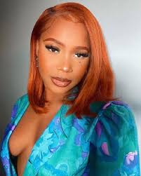 Amazon.com: Pelucas de cabello humano con encaje frontal de 13 x 4, cabello  humano prearrancado, densidad del 180%, lacio, corto, para mujeres negras,  para usar y llevar, sin pegamento, peluca de cabello