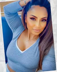 Paula Tan's Instagram, Twitter & Facebook