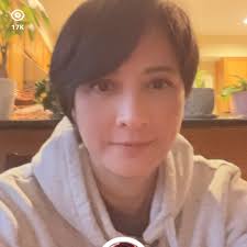 Hello from Belgium! My name is Luka and I quickly stopped chasing my tennis  ball to pose for a golden hour picture…