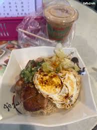 茶記天價撈丁惹爭議！加埋凍飲竟達這價錢港男嘲：好過去搶網民一 ...