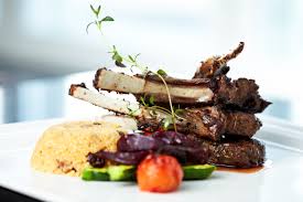 Cotelettes D Agneau Grillees Food Presentation Food Amazing Food