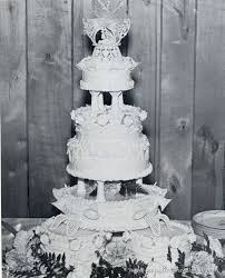 Wedding Cake Styles 1950 S Google Search Wedding Cakes Vintage Vintage Wedding Cake Topper Wedding Cake Recipe