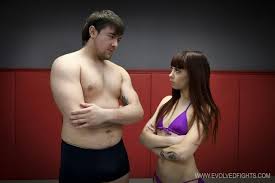 Alexa Nova Returns to Evolved Fights | Luke Ford