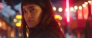 Prisoners of the ghostland attempts to make the story interesting and exciting with its turns in opposing sides and new allies for hero. Prisoners Of The Ghostland Review Nic Cage Gets A Mad Max Samurai Movie Polygon