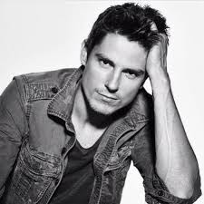 Sean Faris