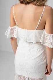 Maybe you would like to learn more about one of these? Brautkleid Im Charleston Stil In Knieumspielender Lange Aus Spitze