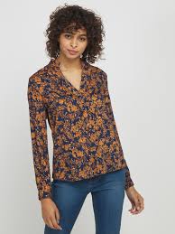 Découpe avec large volant à la base. C Est Beau La Vie Blouse 56cb2ch304 Bleu Marine Femme Des Marques Et Vous