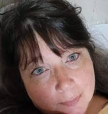 What do people think about eye color?