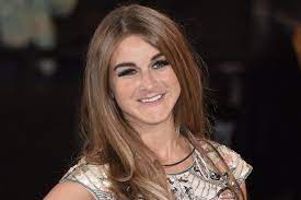 But just years before she. 4zbfo7c7 Sruam