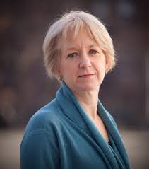 Carol Wallace's Instagram, Twitter & Facebook