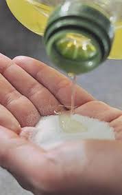 Diy Simple Sugar Olive Oil Scrub Transform Syour Hands In Less Than 1 Minute