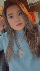 Are there any groomers in Jewett or groesbeck?