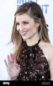 Dianna Beach's Instagram, Twitter & Facebook