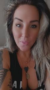 Amy Minyard's Instagram, Twitter & Facebook