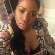 Faiza Evans (@efaiza)