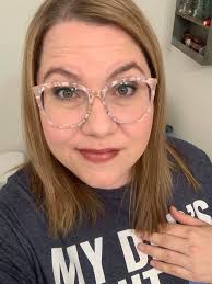 I am a local artist in WA creating textured art. All pieces are new  original artwork. Taking custom orders and interested in collaborating with  interior designers and staging experts. DM for inquiries