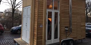 Traumhafte mietwohnung in bayerisch gmain. Wohnen Auf 6 4 Quadratmetern In Berlin Das Kleinste Haus Der Stadt Taz De