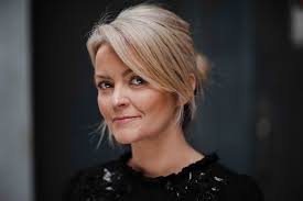 Joanne Booth's Instagram, Twitter & Facebook