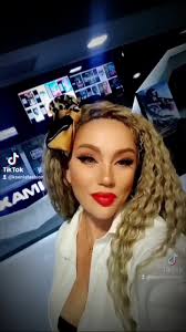 Ксения (@kseniafashion)'s videos with оригинальный звук