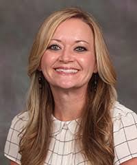 Leslie Echols's Instagram, Twitter & Facebook