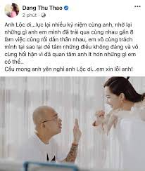Anh được mệnh danh là phù thủy trang điểm và làm việc cùng. Vyqdohfrjkgm9m
