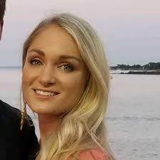 Lauren Aviles's Instagram, Twitter & Facebook