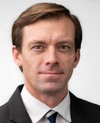 Andrew Kintner's Instagram, Twitter & Facebook