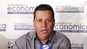 El colombiano Carlos Ruiz dirigirá al Árabe Unido