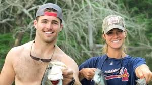 Justin skyler fields is an american football quarterback for the chicago bears of the national football league. Jake Fromm Girlfriend Caroline Ostman Had A Quiet Offseason