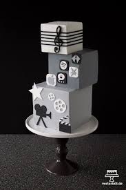 Quadratische Torte Die Ist Etwas Fur Manner Fondant Torte Geburtstag Torten Dreistockige Torte