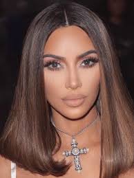 Filmed in the bathroom of her hotel room in toronto, canada. Kim Kardashian Sports Chunky 90s Highlights In New Kkw Beauty Campaign Photos Allure