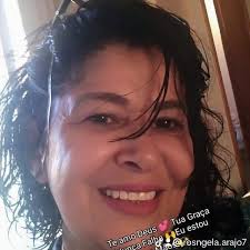 Bom dia gente querida siga @ocafecomjesus . Vou tomar um café com você às  7h30min hoje nesse perfil. Adquira nosso mais novo livro com 366  devocionais proféticos e orações. Link na bio