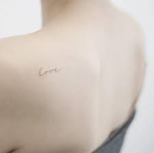 Love Tattoo On The Left Shoulder Blade Shoulder Tattoo Quotes Small Shoulder Tattoos Flower Tattoo Shoulder