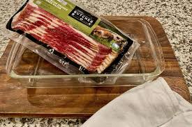 Learn about microwave ovens and find out how a microwave oven cooks food. How To Cook Bacon In The Microwave The Crispylicious Way