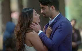 These two have also been included in the bhojpuri version of the song, but at the same time payal dev and pawan singh have also got an entry in the music video of the song. Baarish Ban Jaana Song Whatsapp Status Payal Dev Stebin Ben Hina Khan Shaheer Sheikh