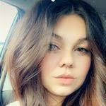 Katrina Putnam's Instagram, Twitter & Facebook