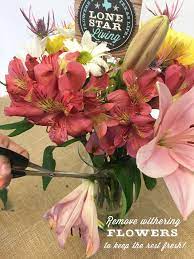 To keep flowers blooming after you place them in a vase, keep cut flowers out of direct sunlight and drafts, change the water every other day, and make a fresh cut each time you change the water. Flower Care Tricks