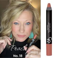 What colors of long lasting matte lip crayons should I order?