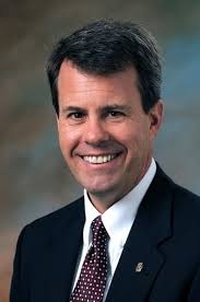 Amazon.com: Essential Truths About Investing: A Guide For Managing Your  LIfe Savings eBook : Gensler, Daniel, McNary, Mark: חנות קינדל