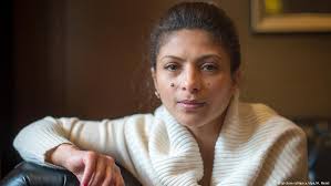 Jens riewa, thorsten schröder und constantin schreiber stehen künftig vier frauen gegenüber: Die Saudische Menschenrechtsaktivistin Ensaf Haidar Die Ehefrau Des Inhaftierten Bloggers Raif Badawi Gibt Nicht Auf Qantara De